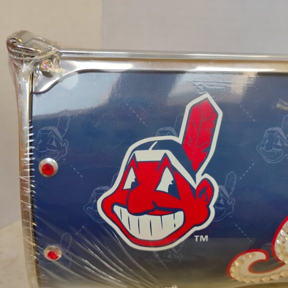 Cleveland Indians (Guardians) Littlearth Fender Flair Recycled Aluminum Purse - Picture 8 of 11